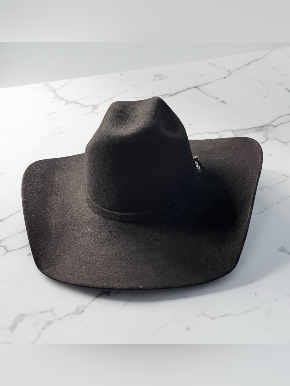 Cavenders cowboy hat